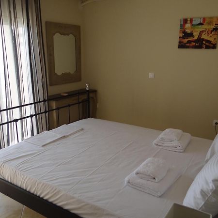Aperanto House Paralia Loutsas 객실 사진