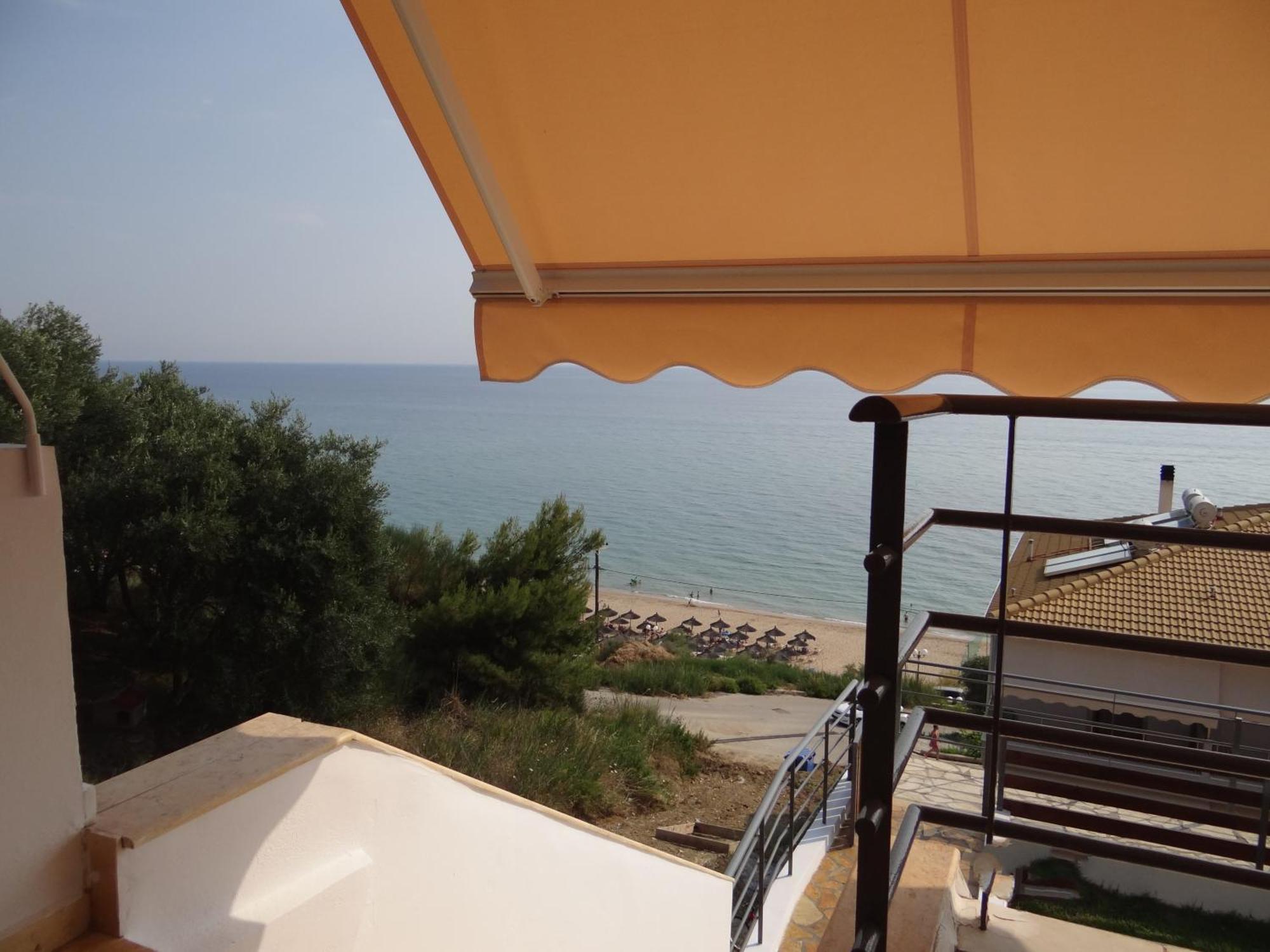 Aperanto House Paralia Loutsas 객실 사진