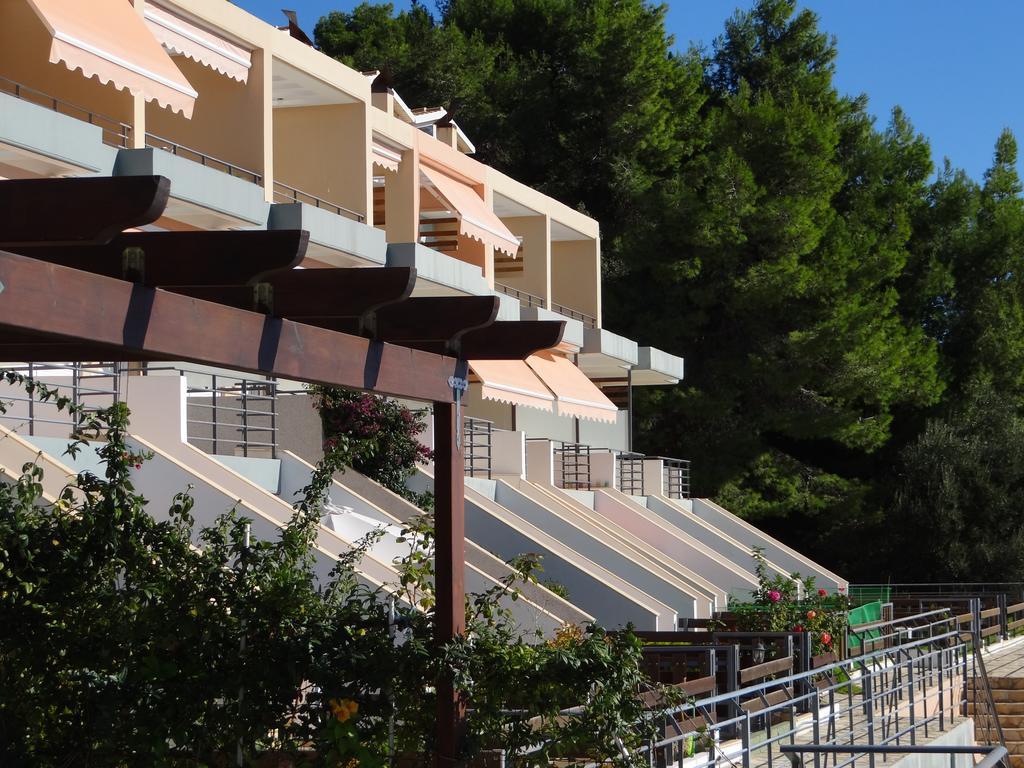 Aperanto House Paralia Loutsas 외부 사진