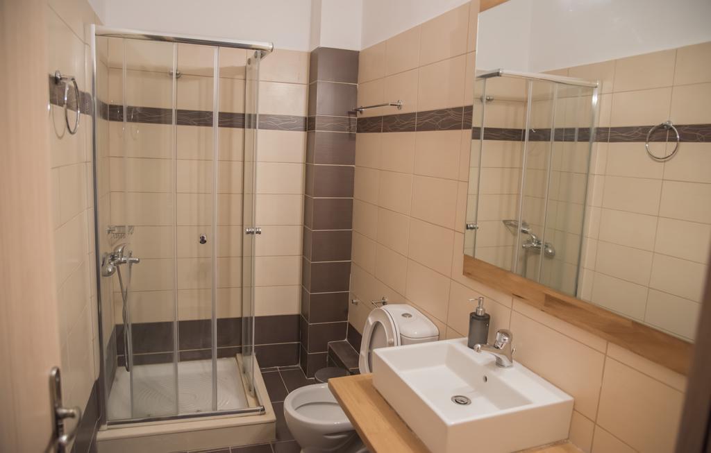 Aperanto House Paralia Loutsas 외부 사진