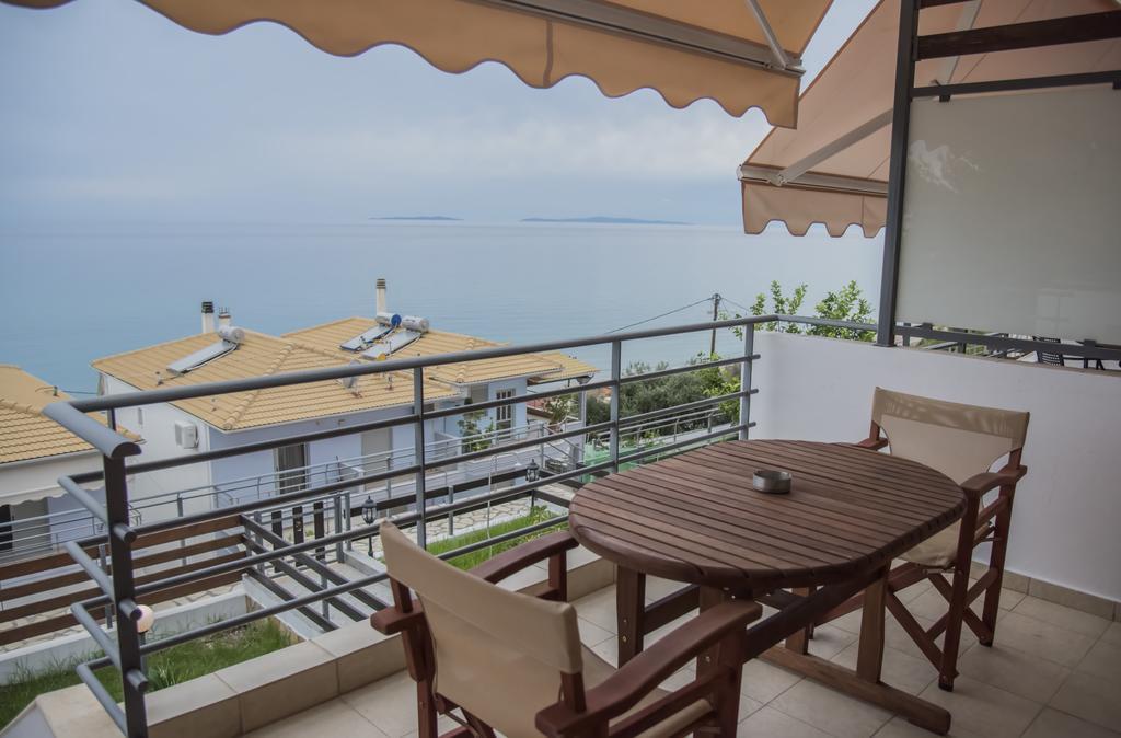 Aperanto House Paralia Loutsas 외부 사진