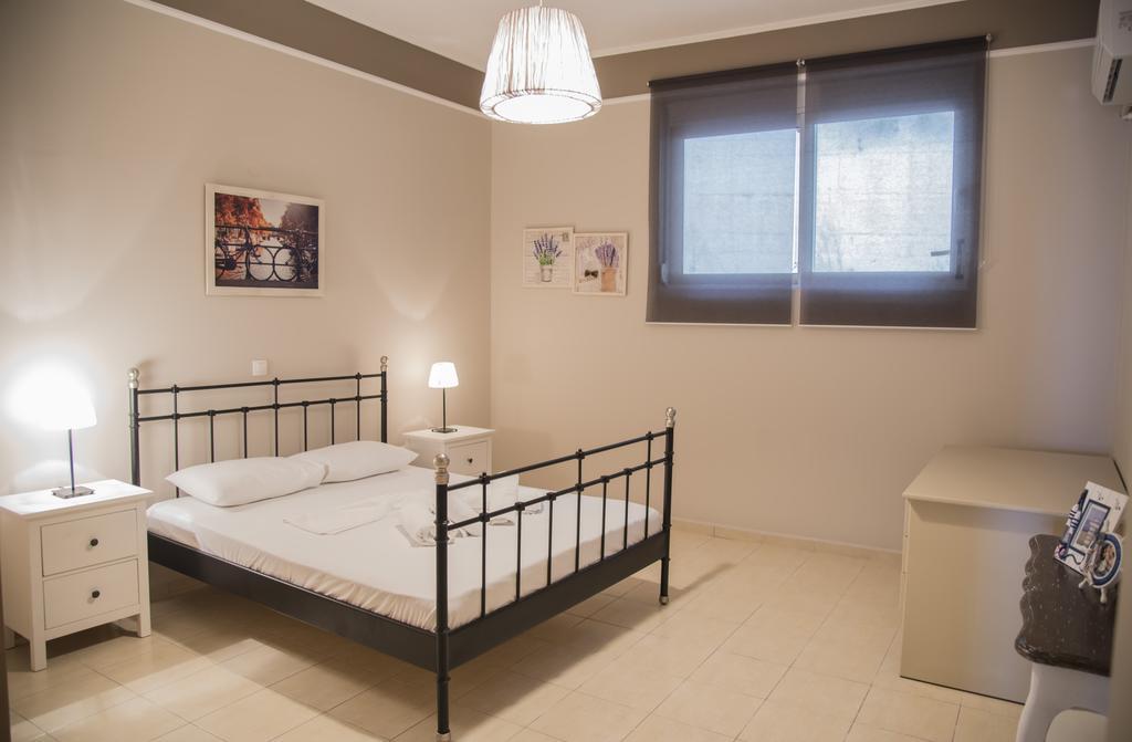 Aperanto House Paralia Loutsas 외부 사진